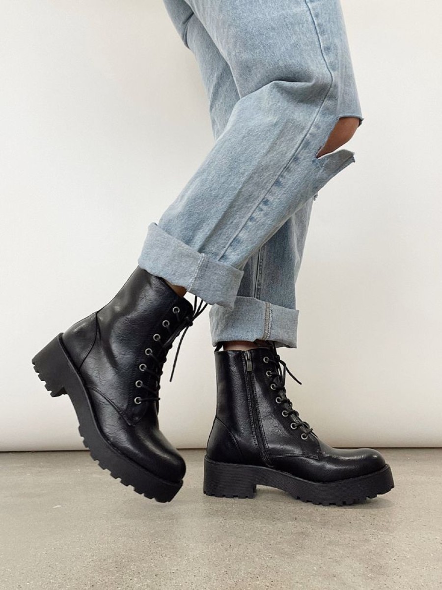 Lane 201 | Black Madison Combat Boots