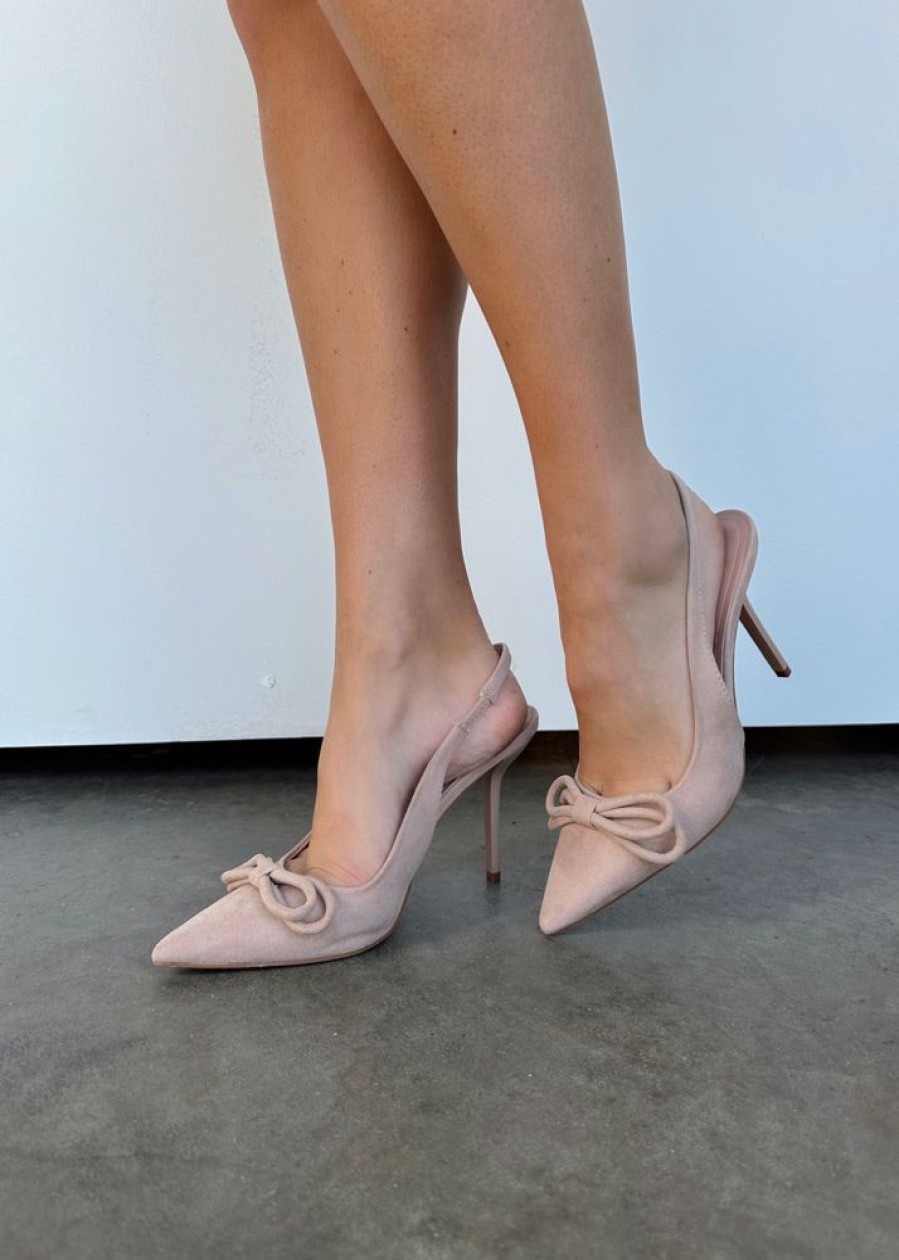 Lane 201 | Isabella Heel