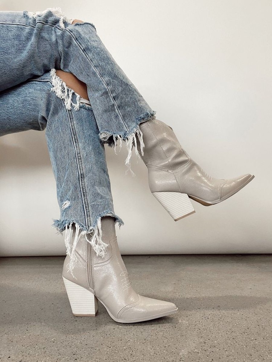 Lane 201 | Cheyenne Western Boot