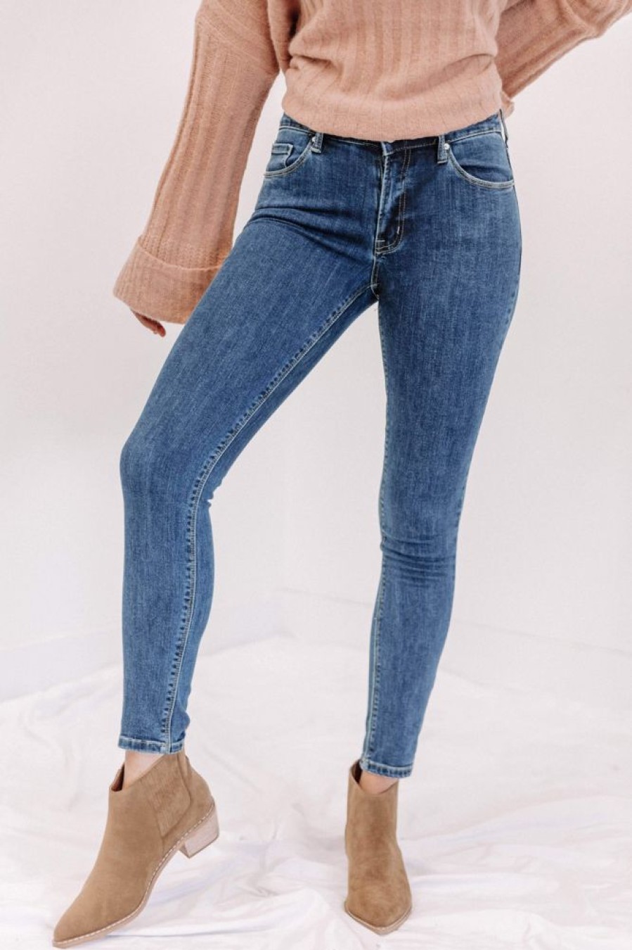 Lane 201 | Special A Basic Mid Rise Skinny