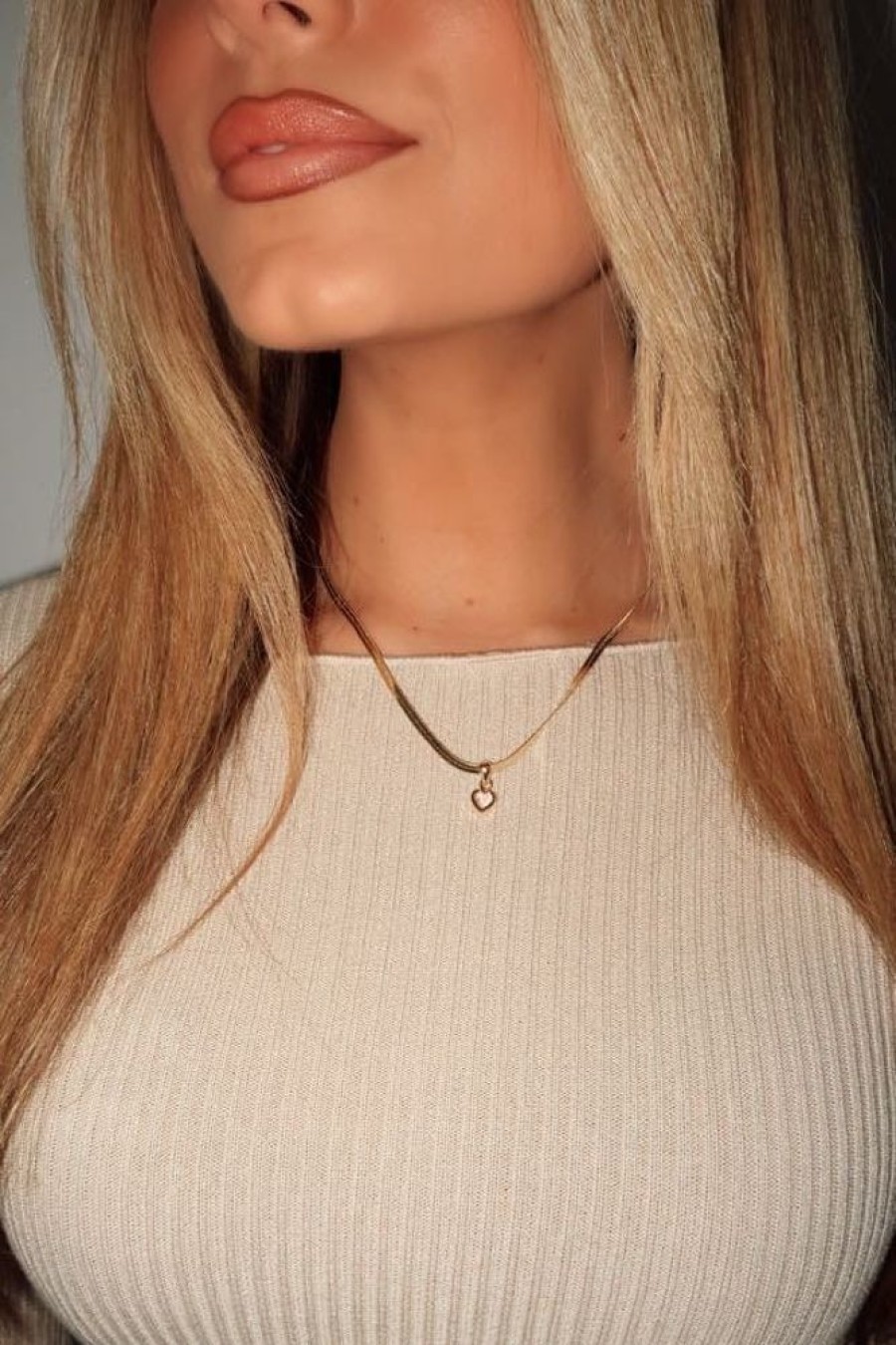 Lane 201 Necklaces | Heart Pendant Necklace